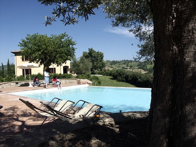 Agriturismo Castagna Alta Valfabbrica Екстер'єр фото