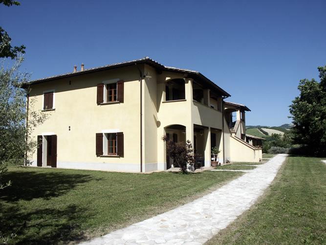 Agriturismo Castagna Alta Valfabbrica Екстер'єр фото