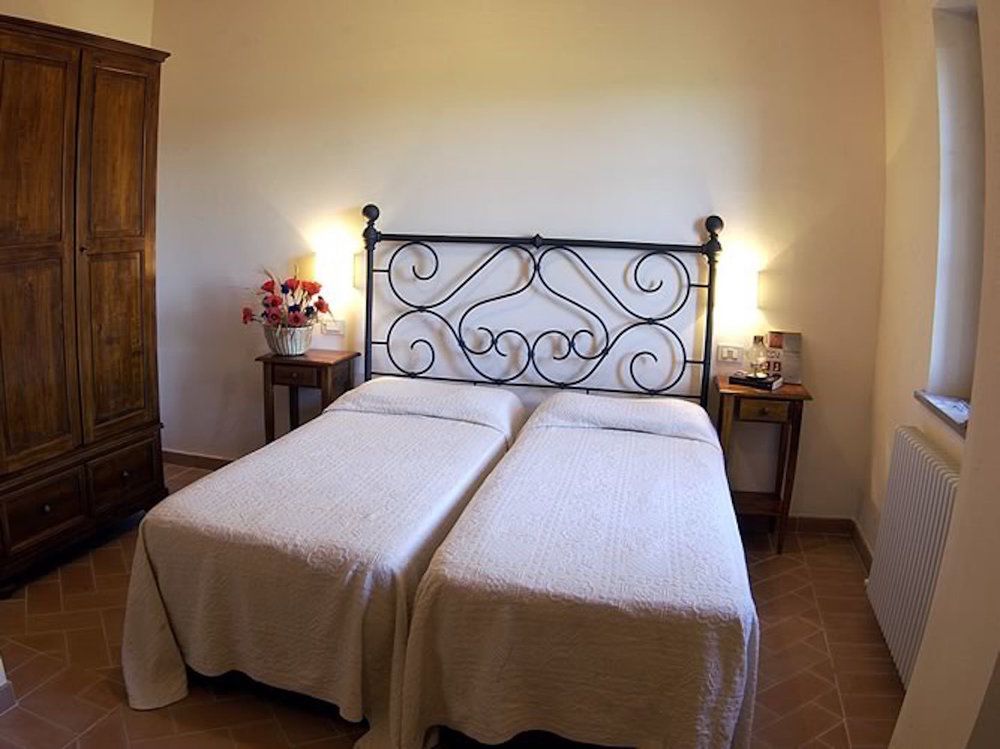 Agriturismo Castagna Alta Valfabbrica Екстер'єр фото